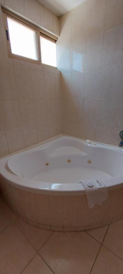 Hotel El Marques Merida Bagian luar foto